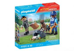 PLAYMOBIL DUO PACK - FERMIÈRE AVEC ENFANT DONNANT LE BIBERON À UN VEAU #71803 (0325)